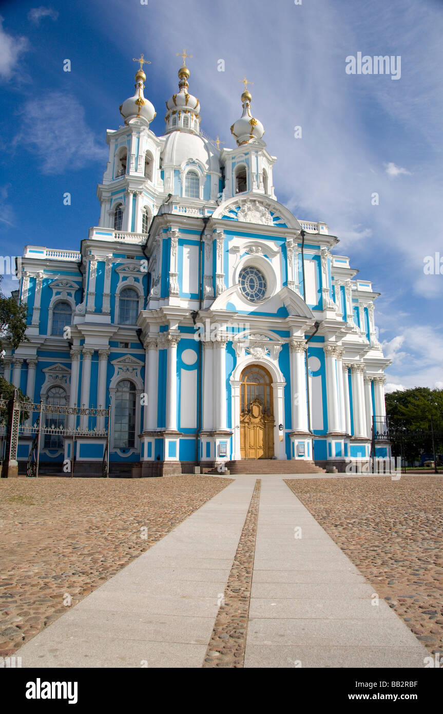 Russland, St. Petersburg, Nevsky Prospect, Smolny-Kloster. (RF) Stockfoto