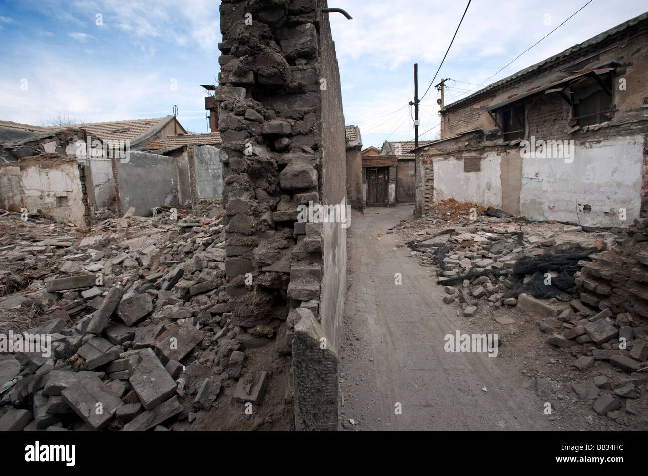 Abriss im Gange der historischen Häusern auf einer Fläche von traditionellen Hutong Gassen für Sanierung in Peking Stockfoto