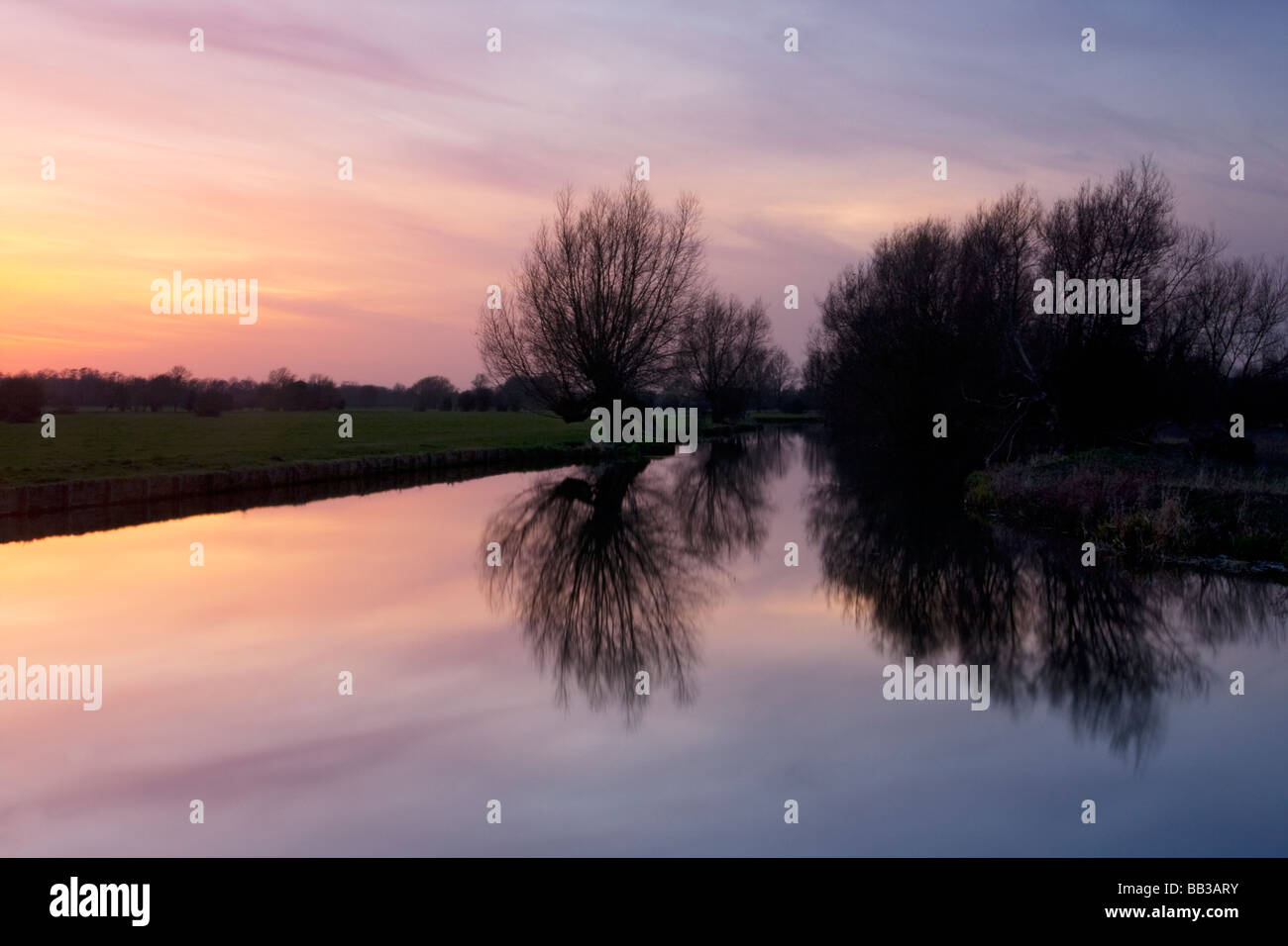 Fluss Stour am Flatford in Suffolk Stockfoto