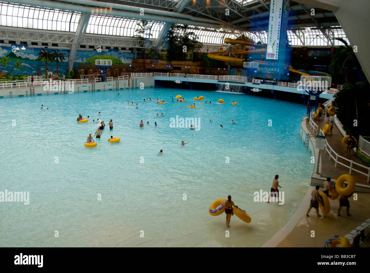 Edmonton Mall Waterpark Stockfotos Und Bilder Kaufen Alamy Edmonton Mall Waterpark Stockfotos Und Bilder Kaufen Alamy