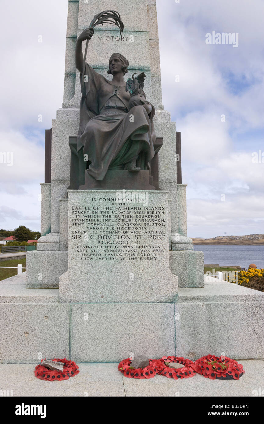 Südatlantik, Falkland-Inseln, Stanley. Blick auf 1914 Schlacht der Falklandinseln Gedenkstätte. Stockfoto