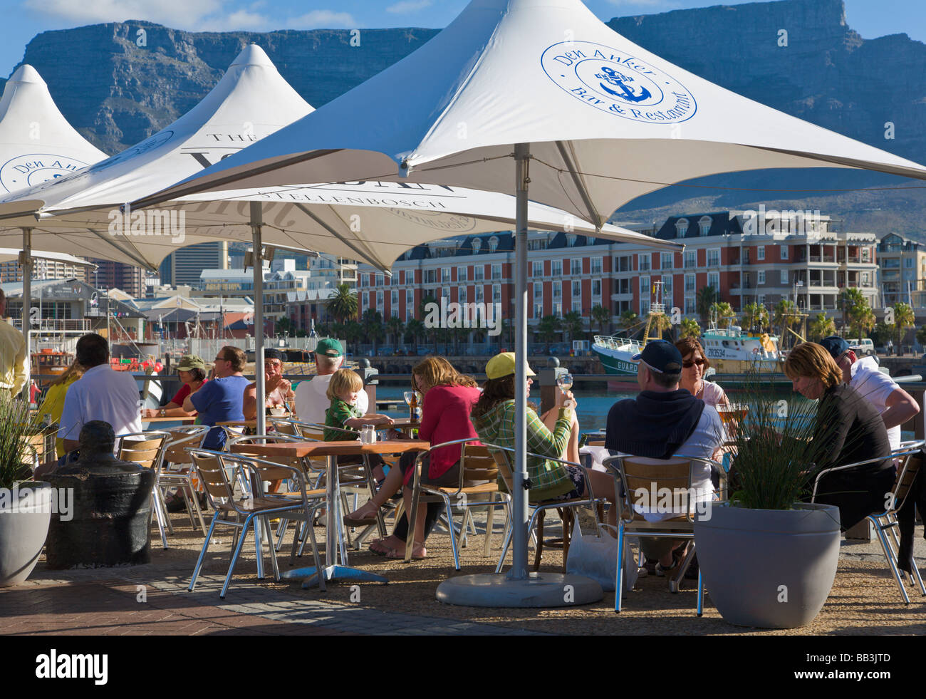 Restaurant und "Table Mountain", "V & A Waterfront", "Cape Town", "Südafrika" Stockfoto