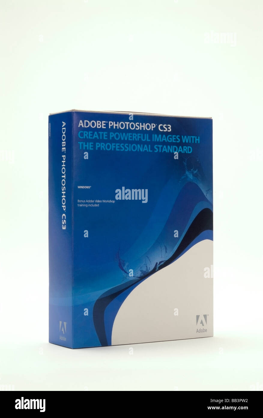 Illegale Kopie von Photoshop CS3 auf eBay gekauft. Nach einer Software-Industrie-Quelle ist die meiste Software bei eBay Raubkopien Stockfoto