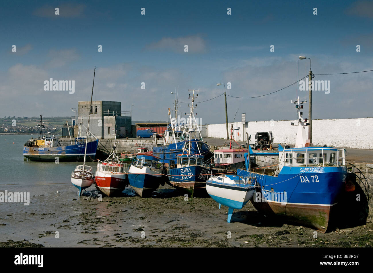 Einen Blick auf den Fischerhafen an Schären, North County Dublin, Irland mit der Flut Stockfoto