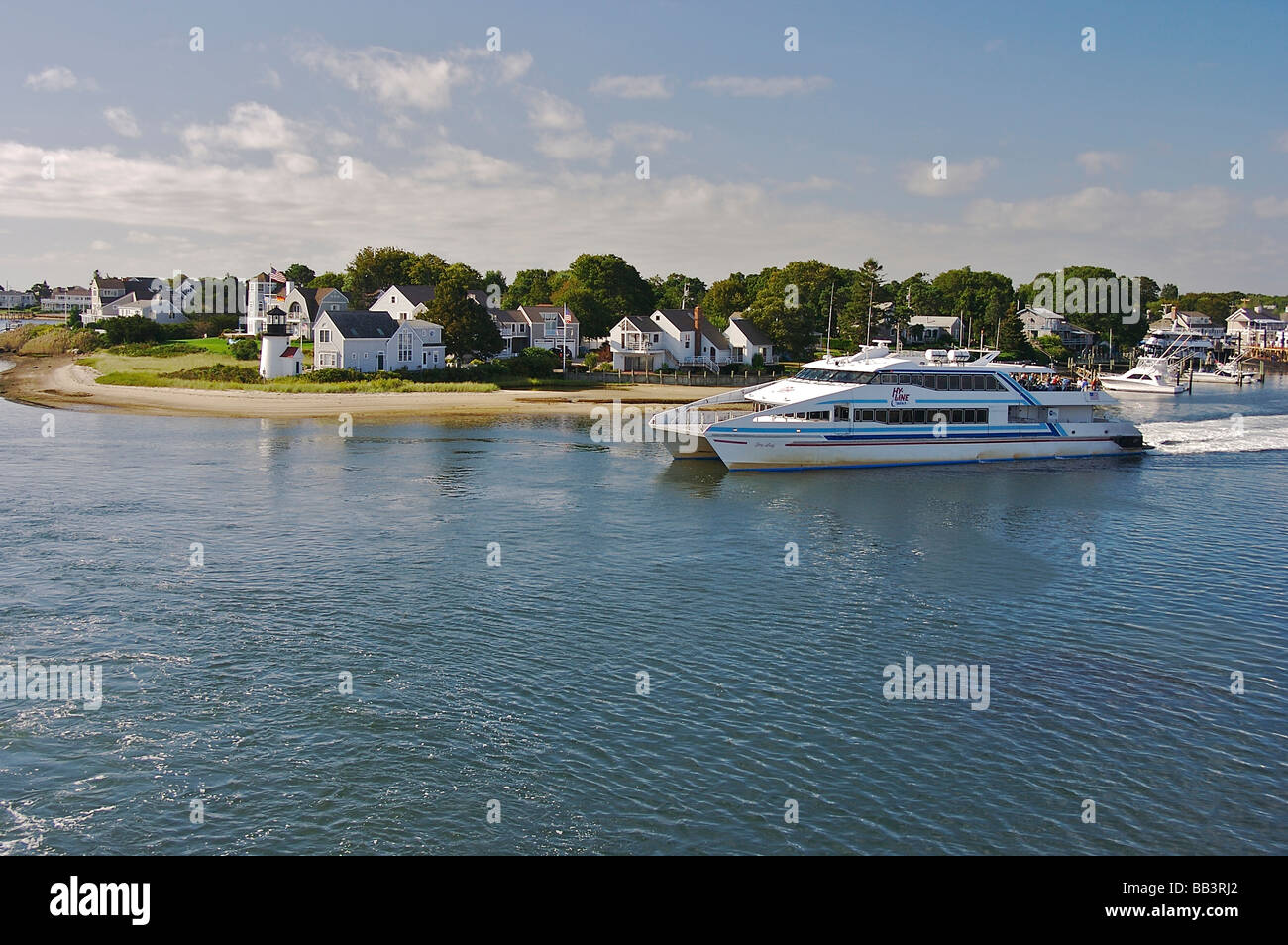 Nordamerika, USA, Massachusetts, Hyannis.  Eine Fähre nach Nantucket Island Hyannis Harbor Stockfoto