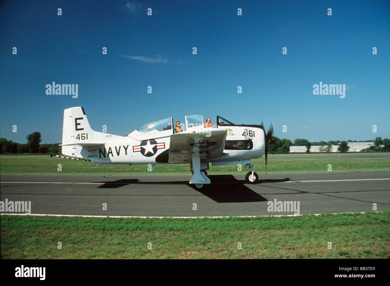 North American t-28 Trojan Naval Trainer im Feld Fleming. Stockfoto