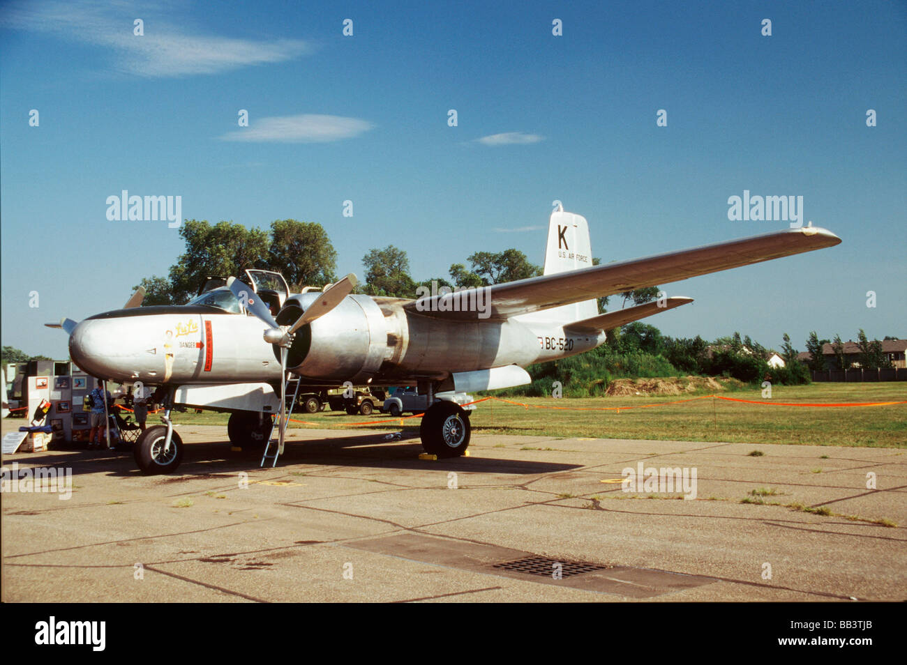 Ein 26 Douglas Invader (B-26 Maurader 1948-1965) bei CAF Flugschau, Fleming Feld Stockfoto