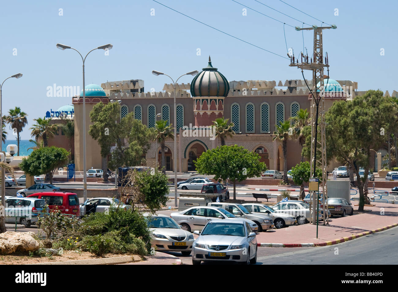 Parkplatz in der Nähe Einkaufszentrum, Ashdod, Mittelmeer, Israel Stockfoto