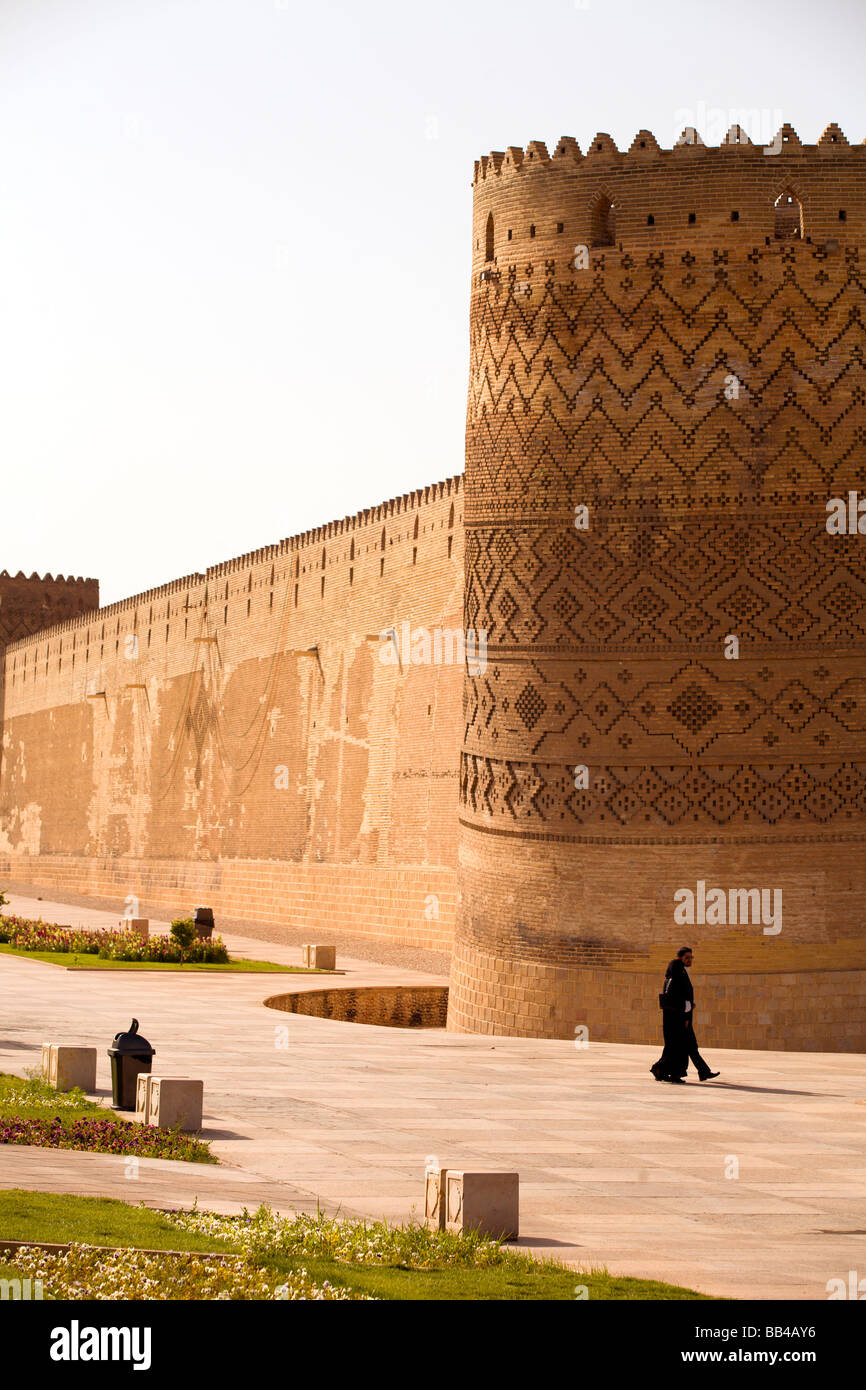 Der schiefe Südturm des Arg e Karim Khani Schloss im Zentrum Stadt, Shiraz, Iran Stockfoto