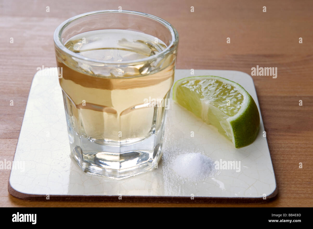 ein Tequila shot Getränk Stockfotografie - Alamy