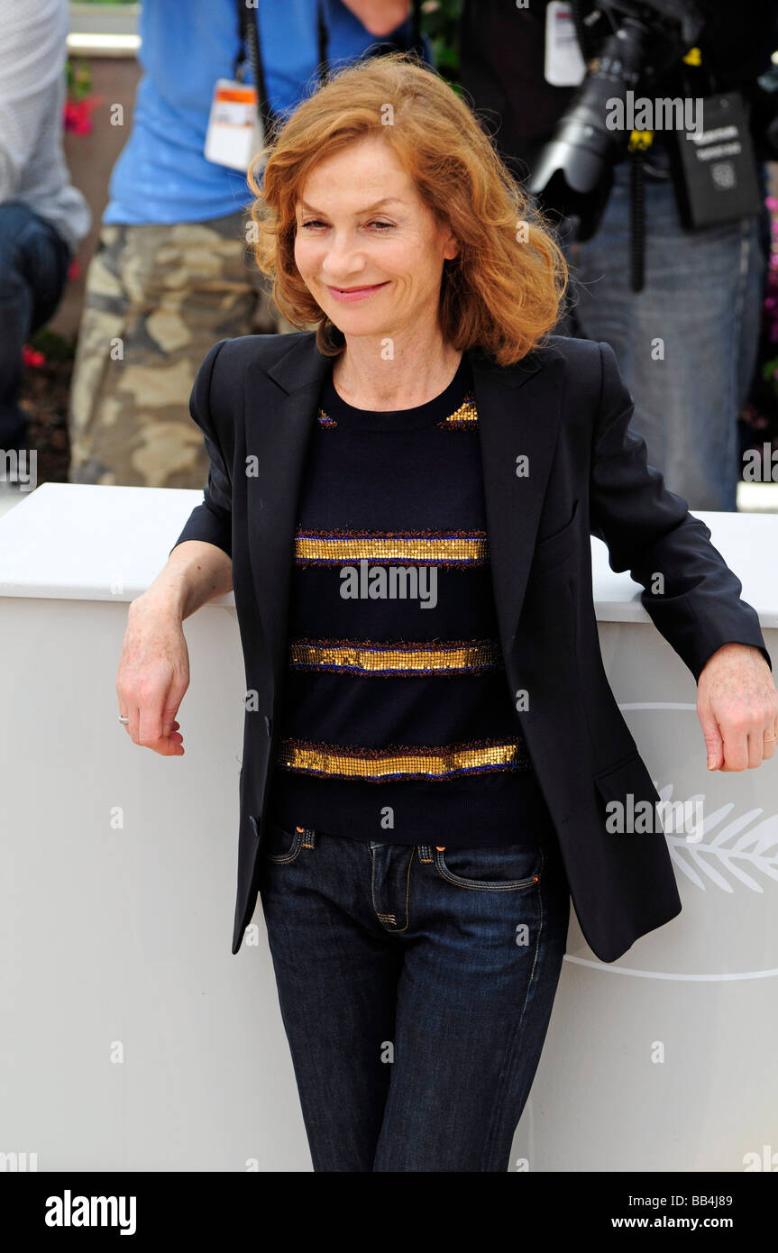 Französische Schauspielerin Isabelle Huppert stellt bei einem Fototermin vor der 62. Filmfestspiele von Cannes, wo sie der Jury-Präsident ist Stockfoto
