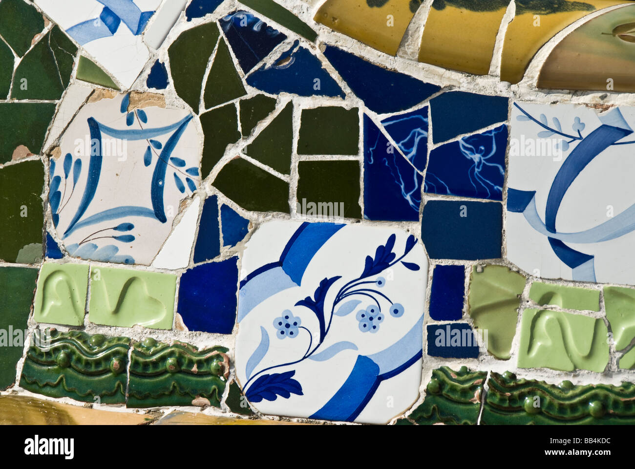 Mosaique in den Parc Güell in Barcelona, Spanien Stockfoto
