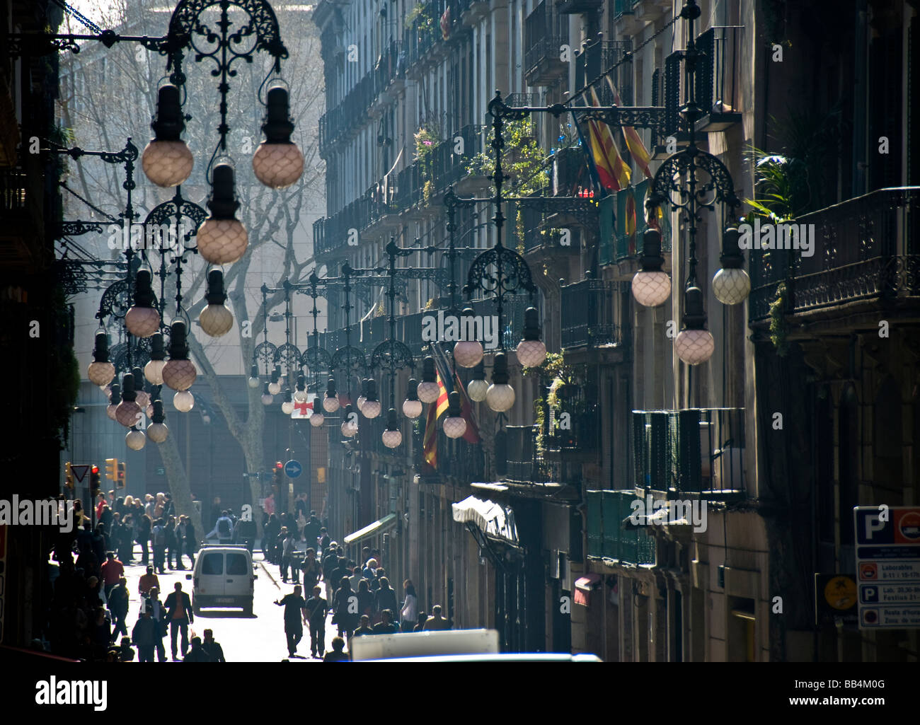 Straßenansicht des gotischen Viertels in Barcelona, Spanien Stockfoto