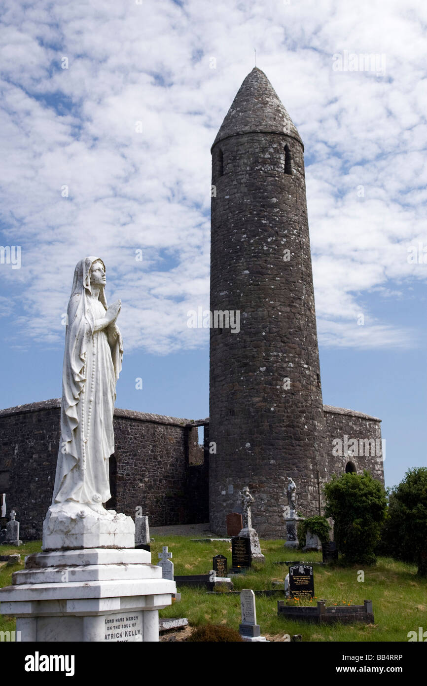 Irland, Mayo, Turlough. Turlough Rundturm, ein nationales Monument aus dem 9. Jahrhundert Stockfoto