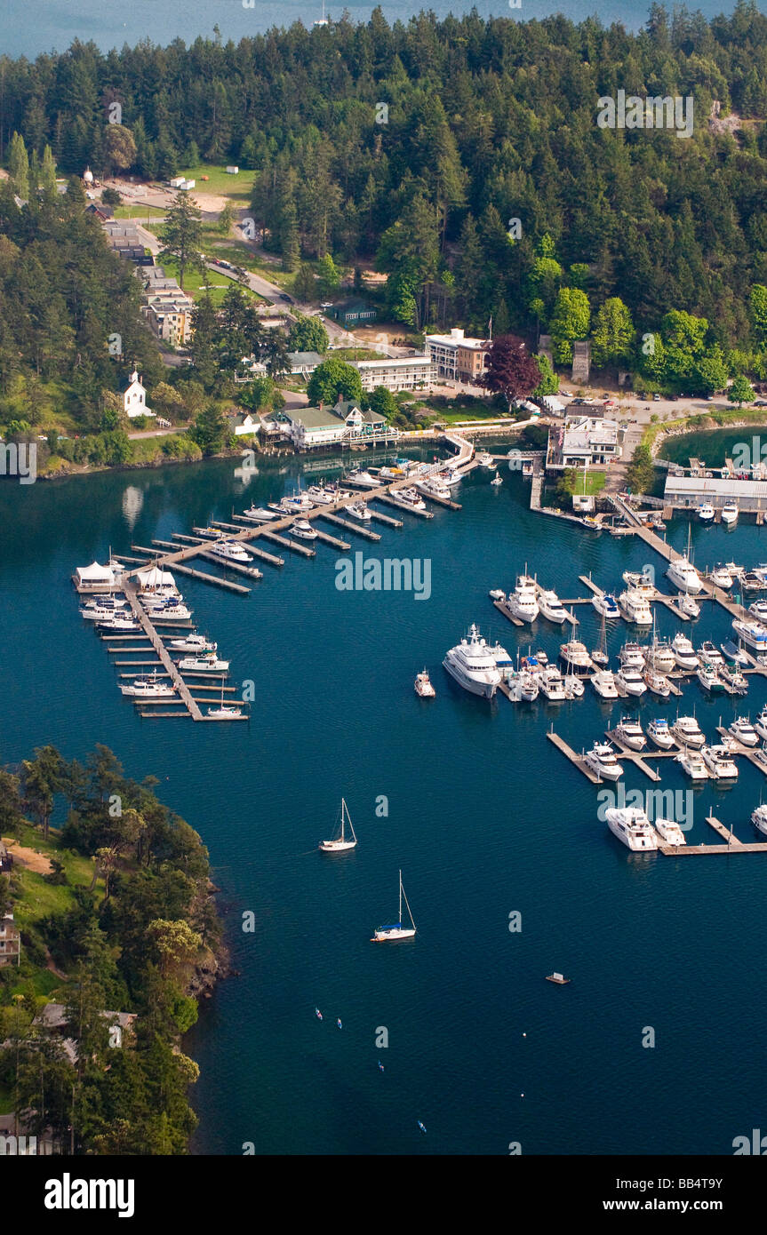 USA, WA, San Juan Island. Luftaufnahmen von Roche Harbor und Resort. Stockfoto