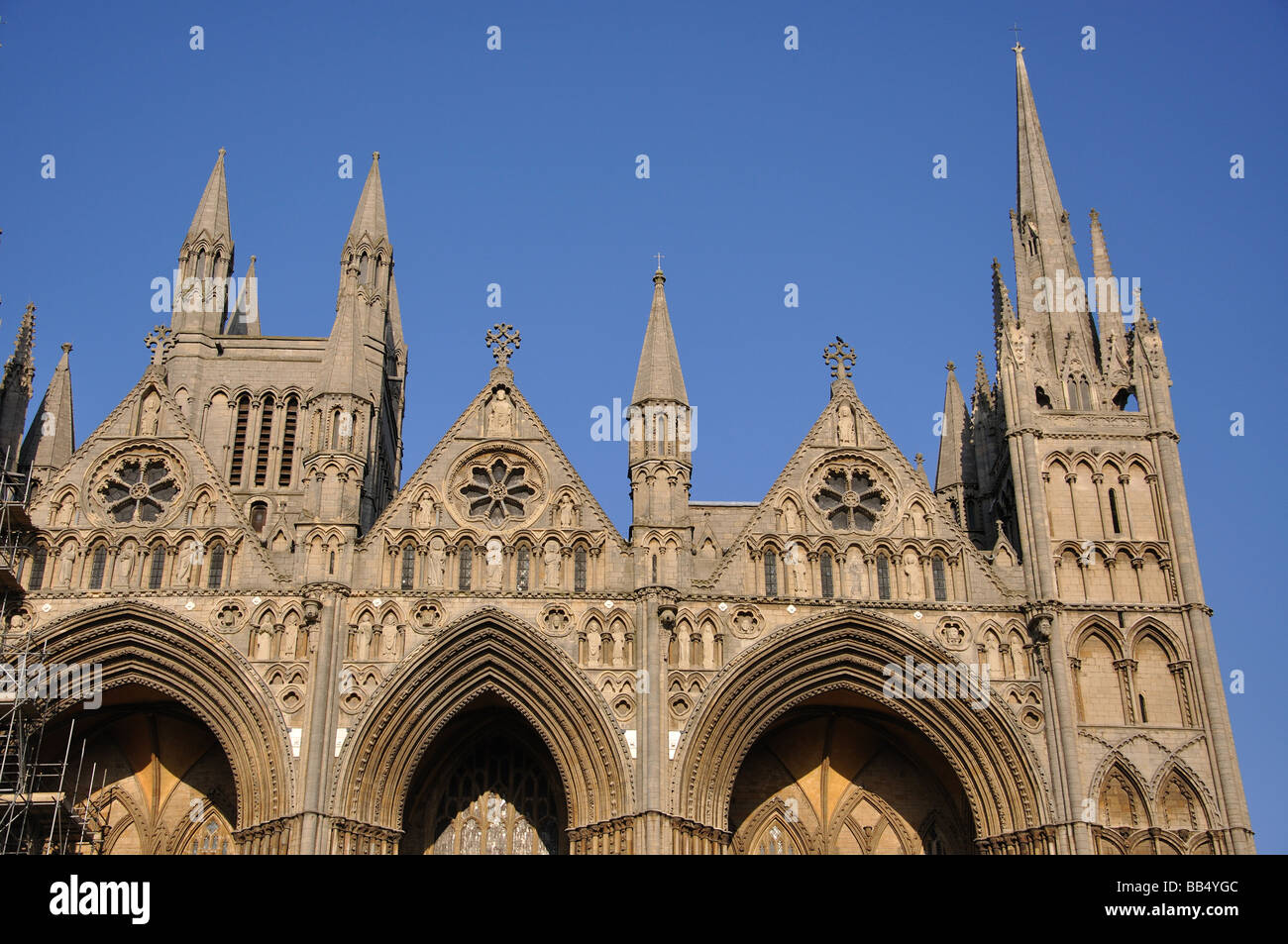 Die Westfassade, Peterborough Kathedrale, Peterborough, Cambridgeshire, England, Vereinigtes Königreich Stockfoto