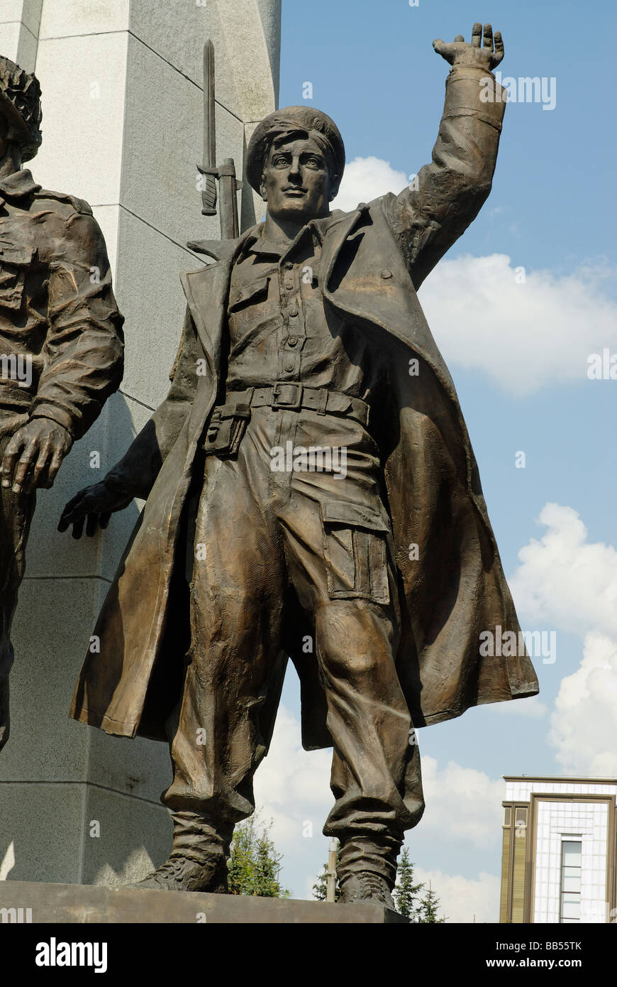 Skulptur von britischen Soldaten Denkmal für Länder Teilnehmer der Antihitlerite Koalition Poklonnaja Hügel Moskau Russland Stockfoto