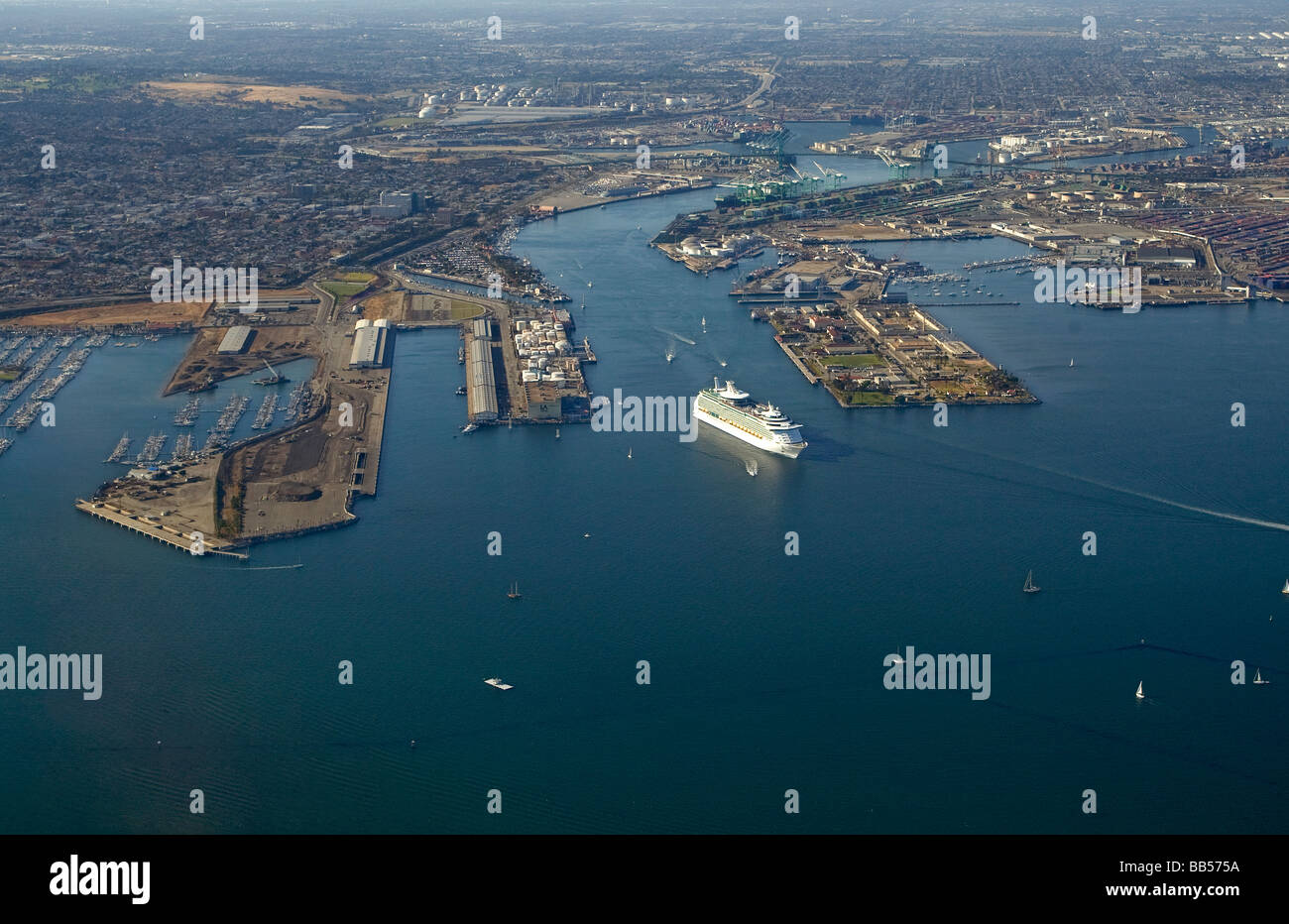 Luftaufnahme des Hafens von Long Beach, Los Angeles, Kalifornien. Stockfoto