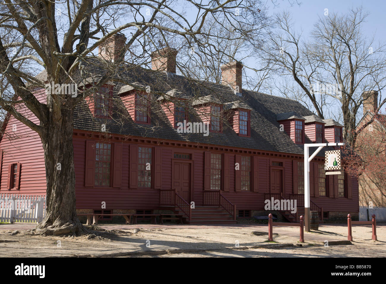 Wetherburn die Taverne liegt an der Hauptstraße durch Colonial Williamsburg, Virginia. Stockfoto