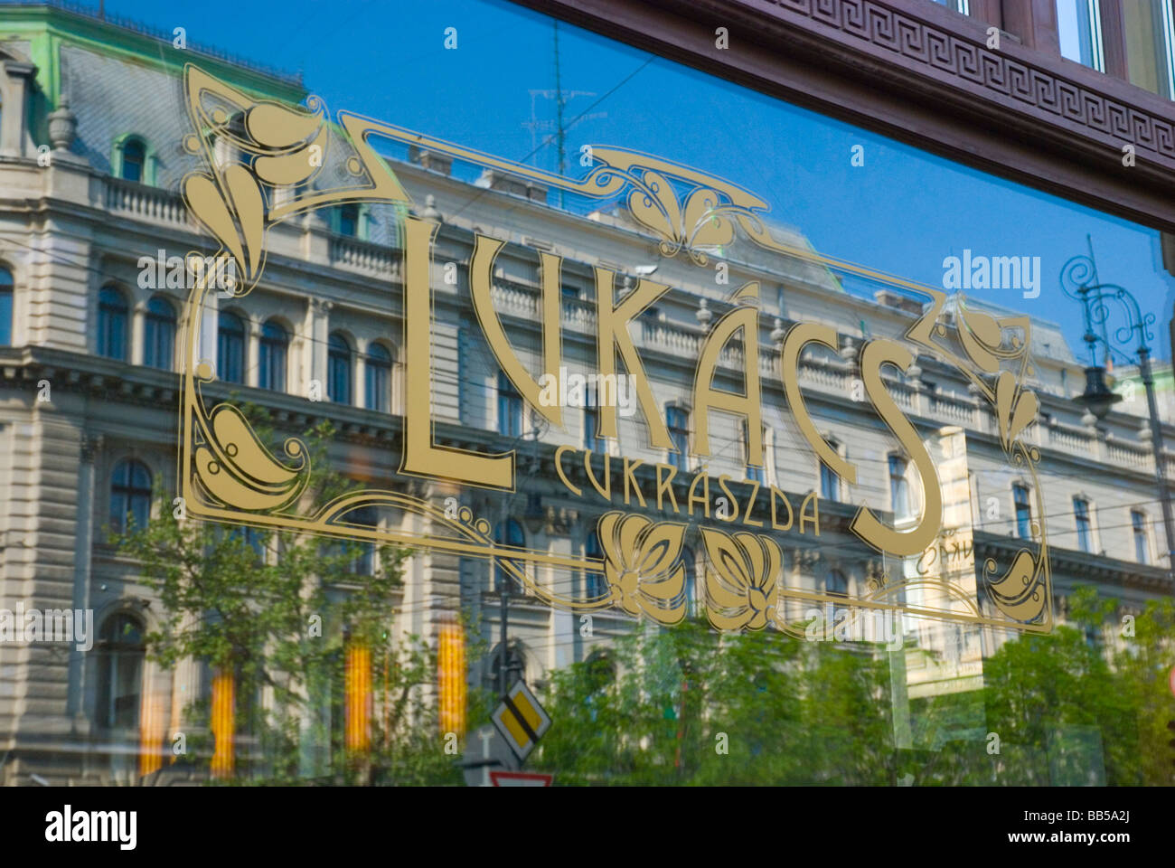 Lukacs Kaffeehaus Exterieur in Andrassy Ut Boulevard in Mitteleuropa Budapest Ungarn Stockfoto