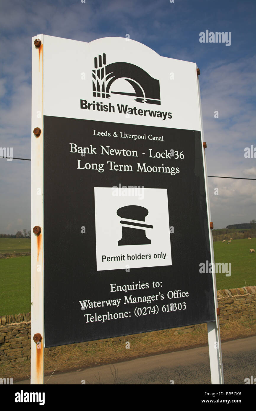 Leeds & Liverpool canal Zeichen Stockfoto