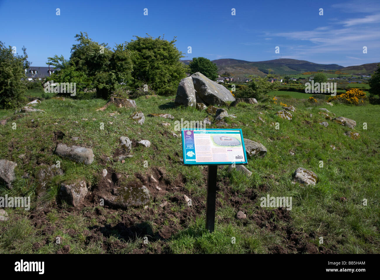 Clonlum Cairn Megalith Denkmal South County Armagh Nordirland Vereinigtes Königreich Stockfoto
