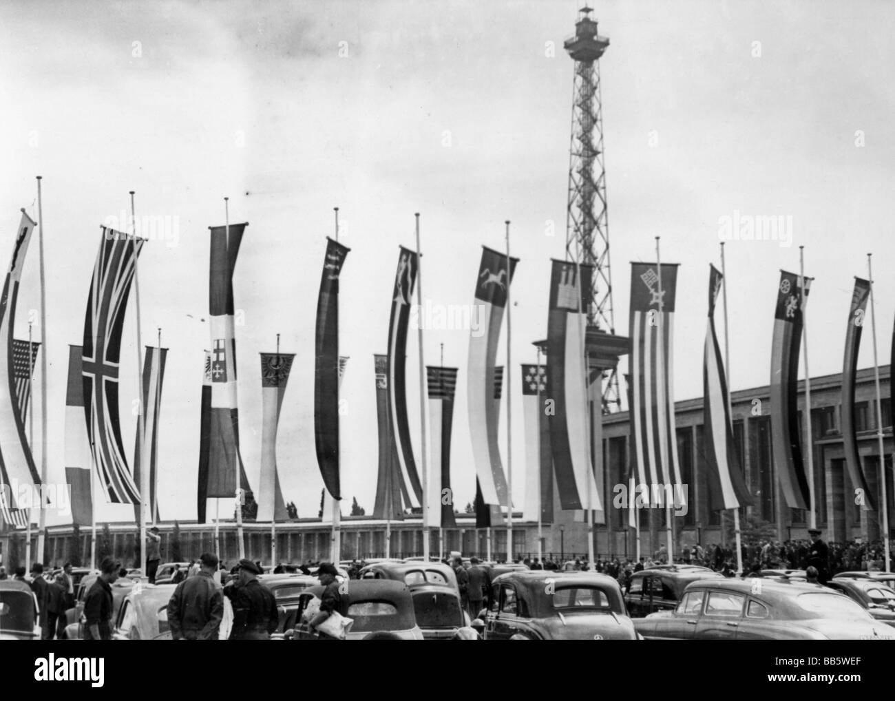 Ausstellungen, Transport / Transport, 33. Internationale Automobilausstellung, Berlin, 27.5.1950 - 4.6.1950, Stockfoto