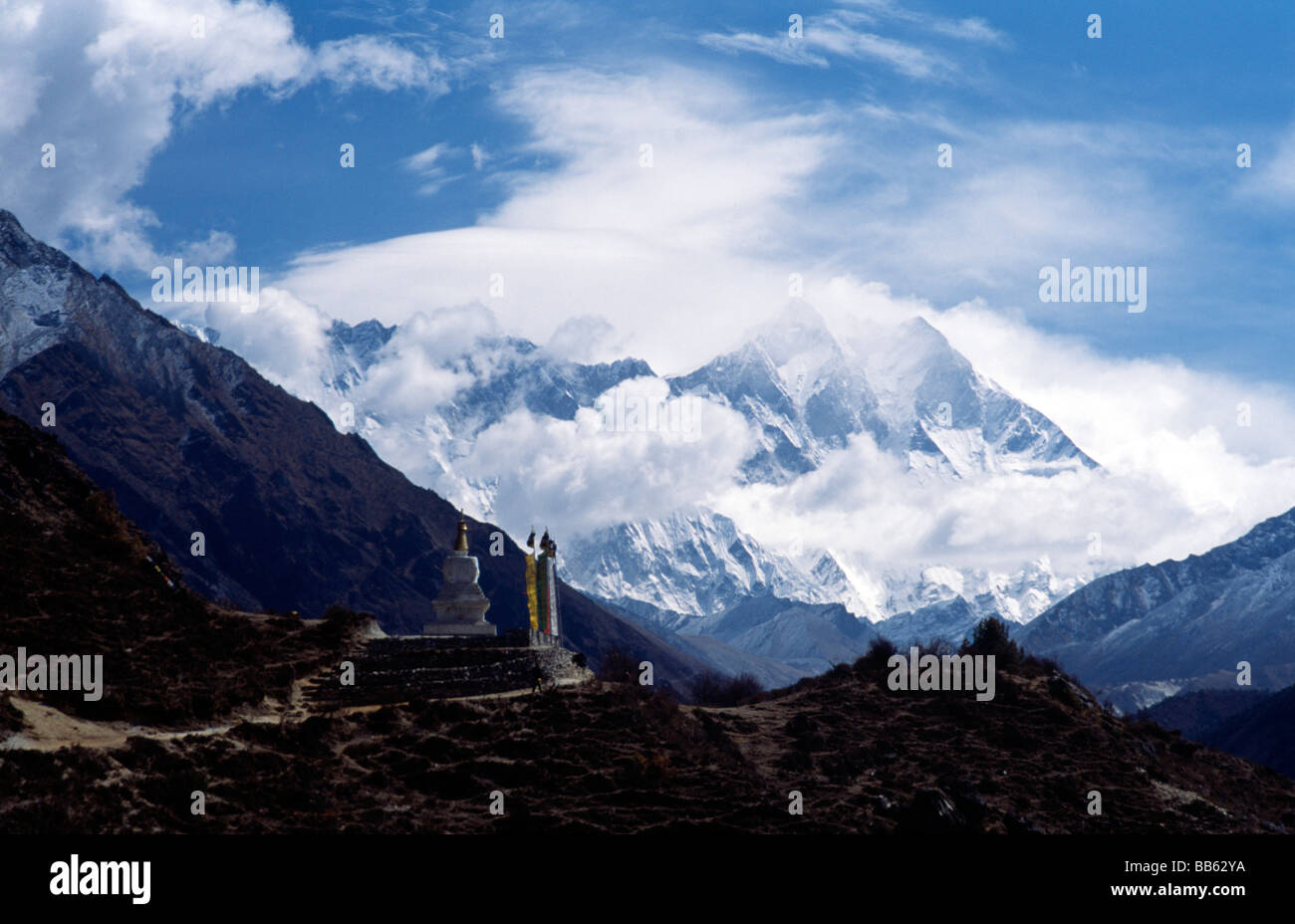 Himalayan mountain range Fotos und Bildmaterial in hoher Auflösung Alamy