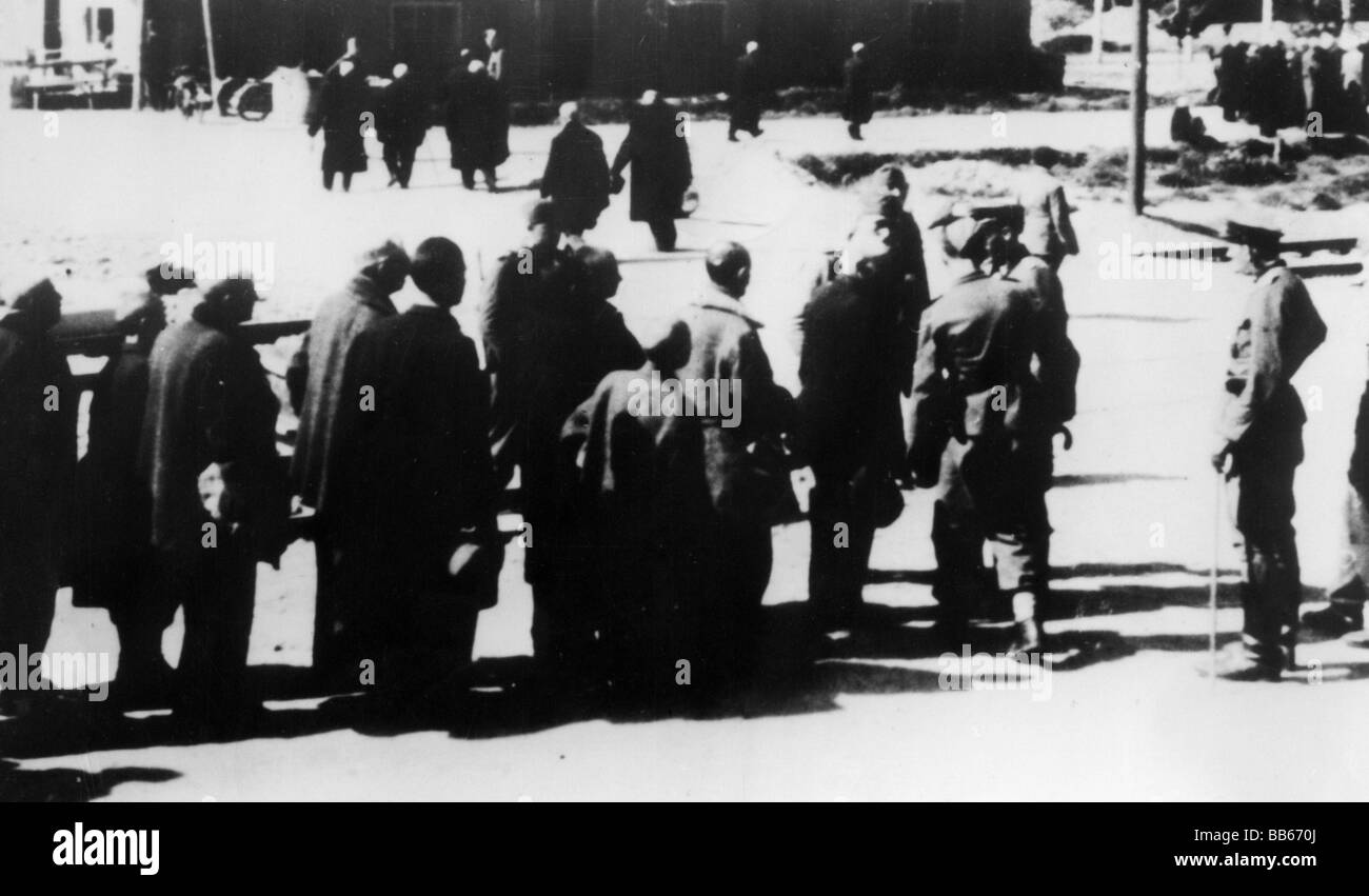 Nationalsozialismus/Nationalsozialismus, Verbrechen, Konzentrationslager, Auschwitz, Polen, Auswahl an der Rampe, ca. 1943, Stockfoto