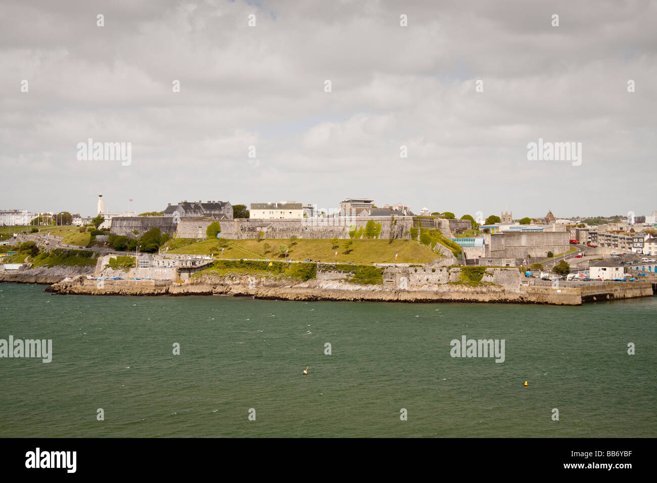 Die königliche Zitadelle, Plymouth, Devon vom Mount Batten Halbinsel gesehen Stockfoto