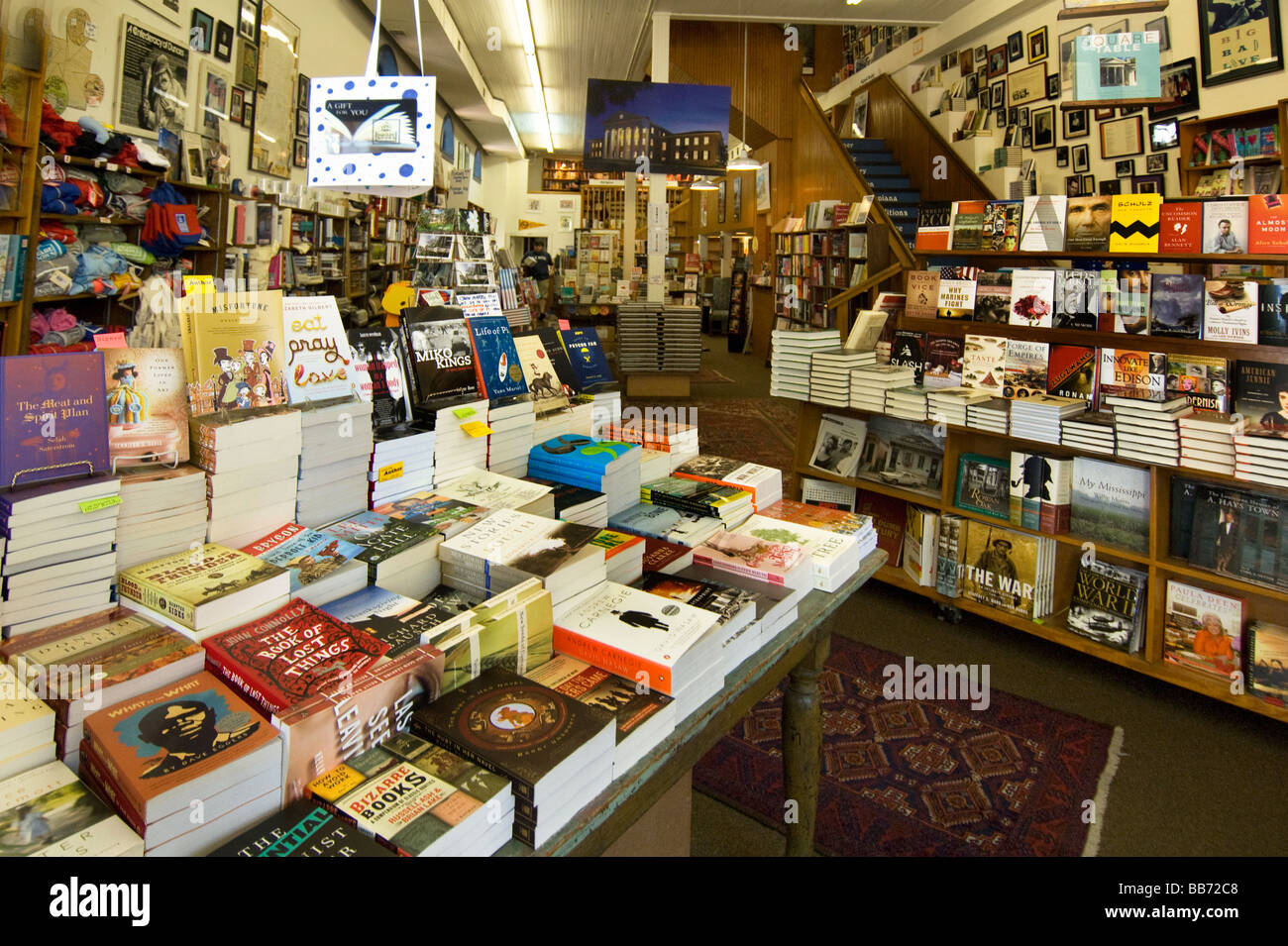 Den berühmten Platz-Büchern ist eine unabhängige Einzelhandel Buchhandlung auf dem Marktplatz in Oxford, Mississippi Stockfoto