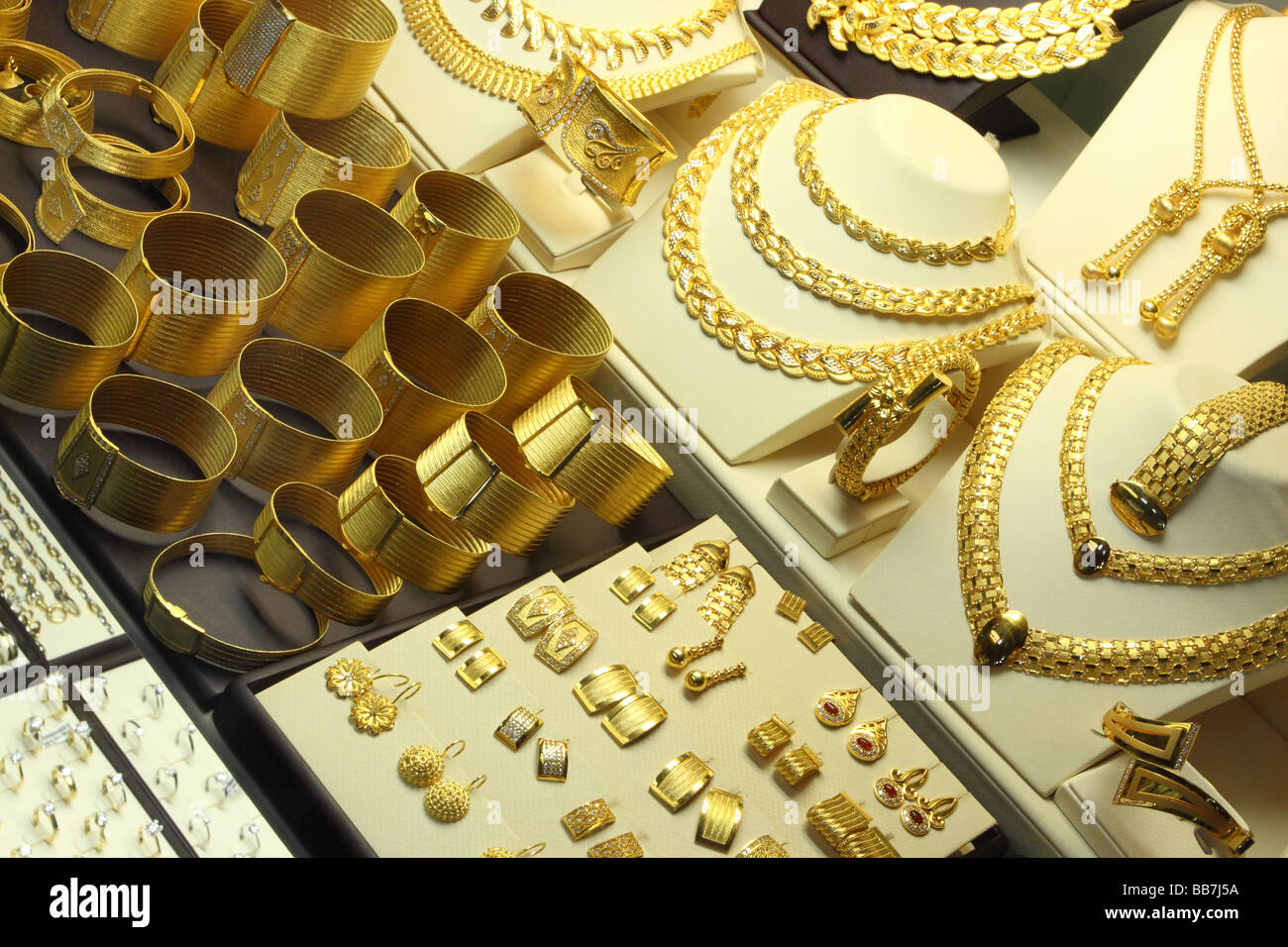 Istanbul Türkei gold Schmuck zum Verkauf auf dem großen Basar-Markt Stockfoto