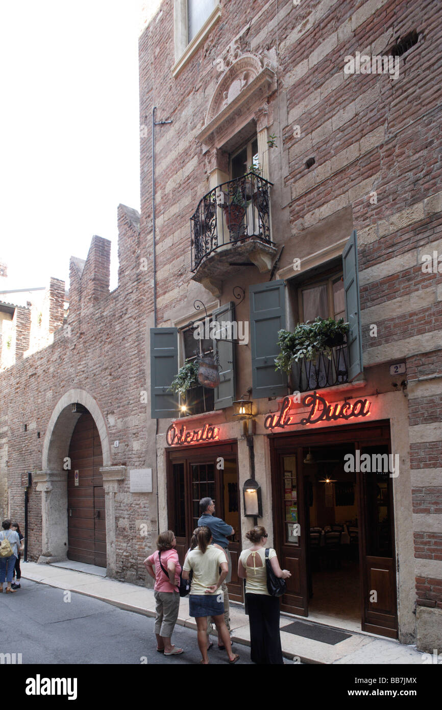 Restaurant, Al Duca, neben Romeos Haus, Drama Romeo und Julia von William Shakespeare, Verona, Veneto, Italien, Europa Stockfoto