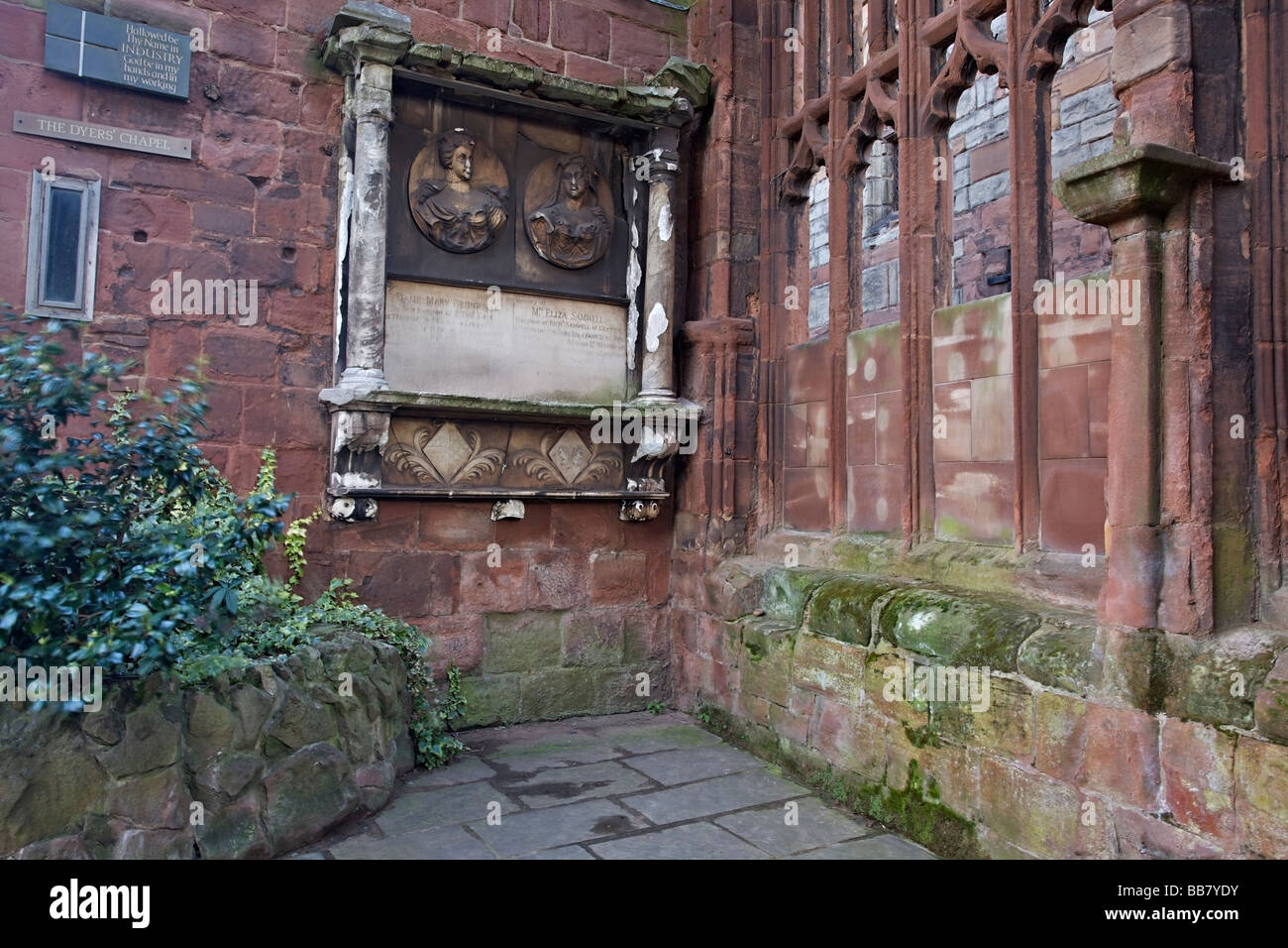 Die Ruinen in der Kathedrale von Coventry nach Coventry Blitz 1940, West Midlands in England, UK Stockfoto