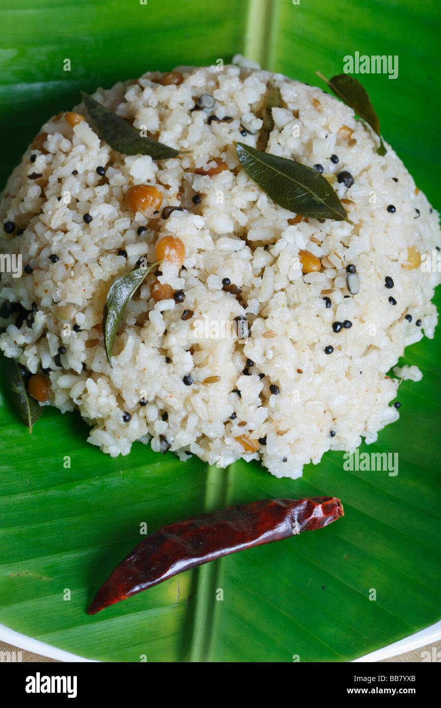 Reis-Upma ist ein Süd-indischen Frühstücksgericht. Stockfoto Reis-Upma ist ein Süd-indischen Frühstücksgericht. Stockfoto