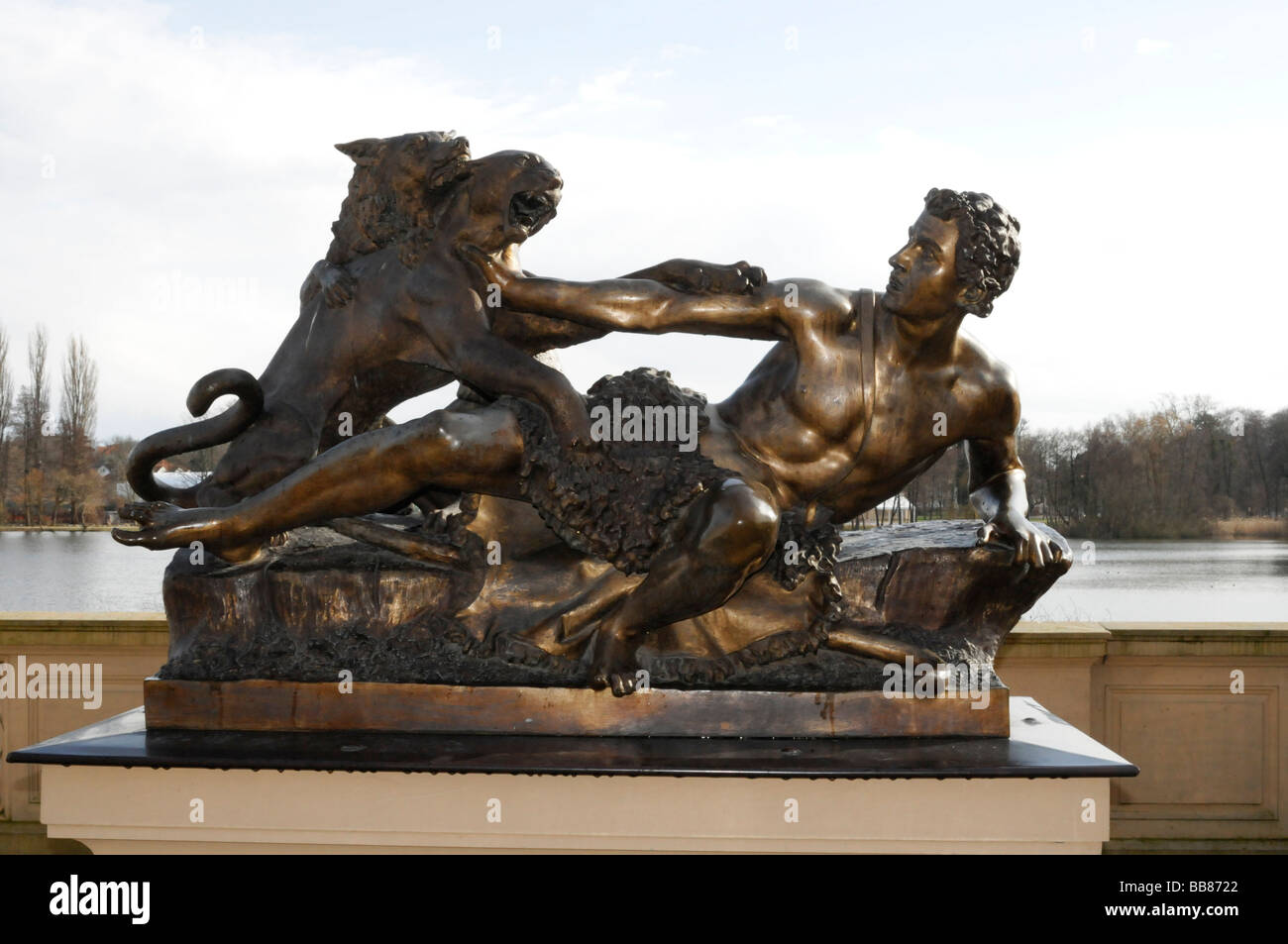 Bronze von Julius Franz, Hirte von Einem Panther Angefallen, Schäfer, angegriffen von einem Panther, Schloss Schwerin Palast, Sc Stockfoto