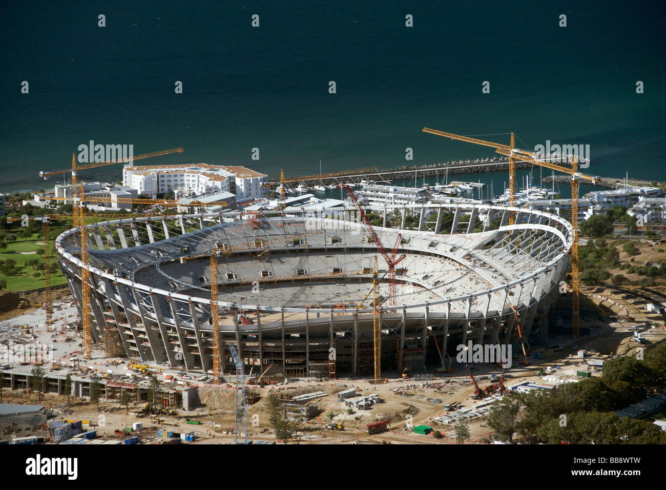 Die 2010 FIFA World Cup Soccer Stadion im Bau in Cape Town, Südafrika. Stockfoto