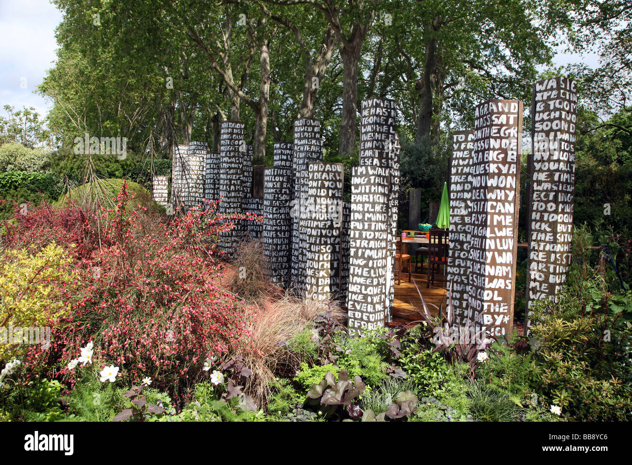 Der Schlüssel Garten von Eden Project plus Obdachlose und Gefangenen für die RHS Chelsea Flower Show 2009 Stockfoto