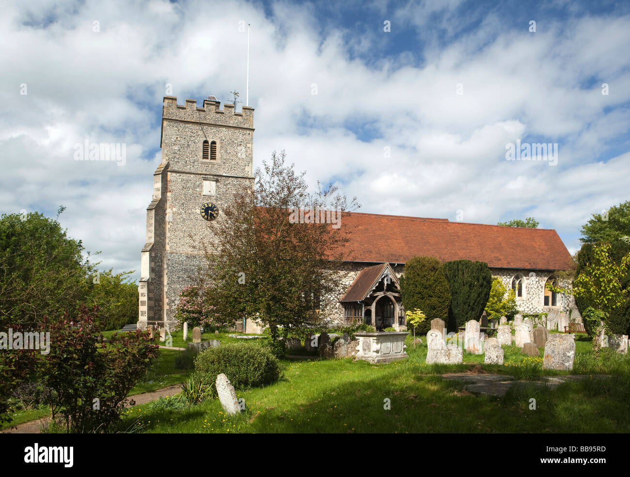England Berkshire Cookham Holy Trinity Kirche und Friedhof Stockfoto
