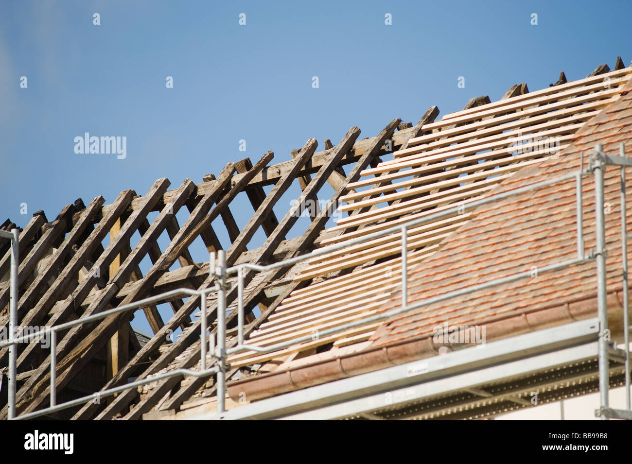 Mittelalterliche Gebäude Restaurierung Laon Picardie Frankreich Stockfoto