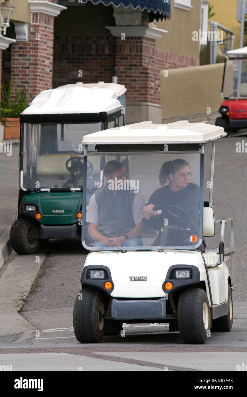 GolfCarts für den Transport in der Stadt von Avalon auf Catalina