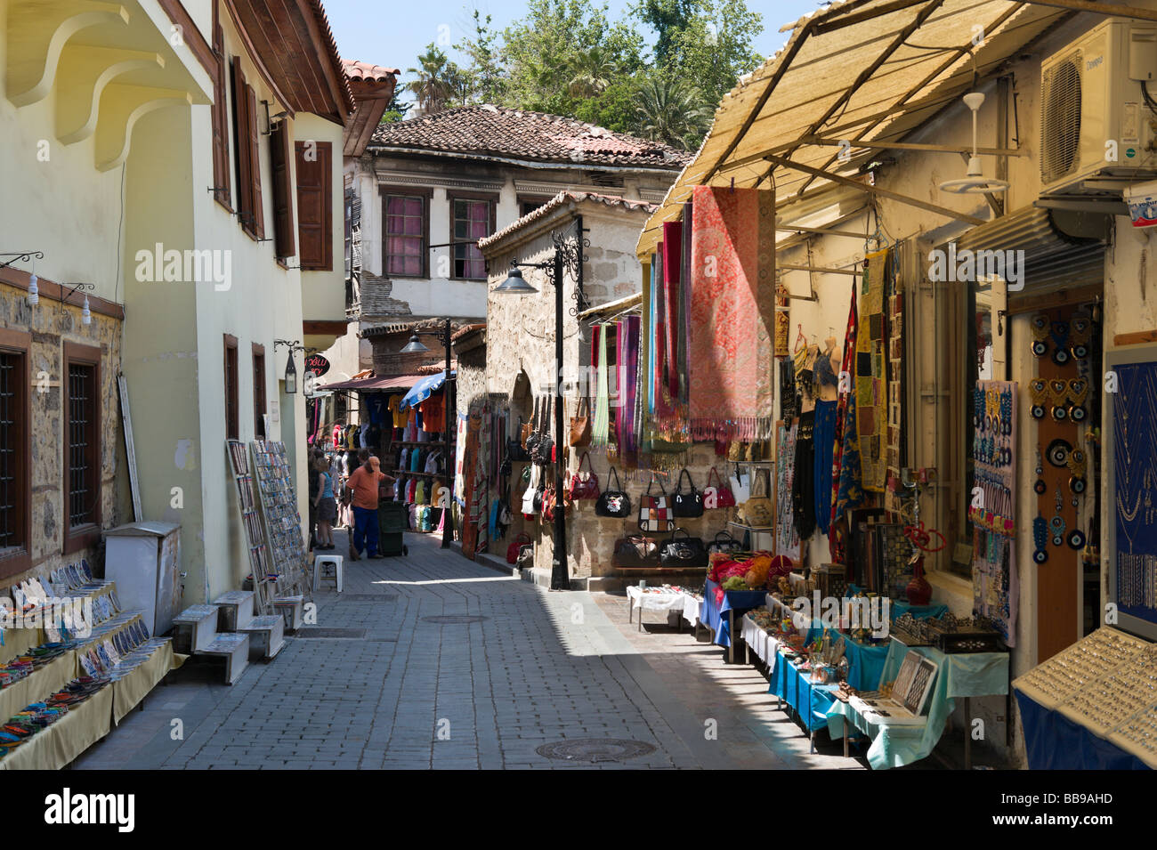 Geschäfte in Kaleici (Altstadt), Antalya, Mittelmeerküste, Türkei Stockfoto