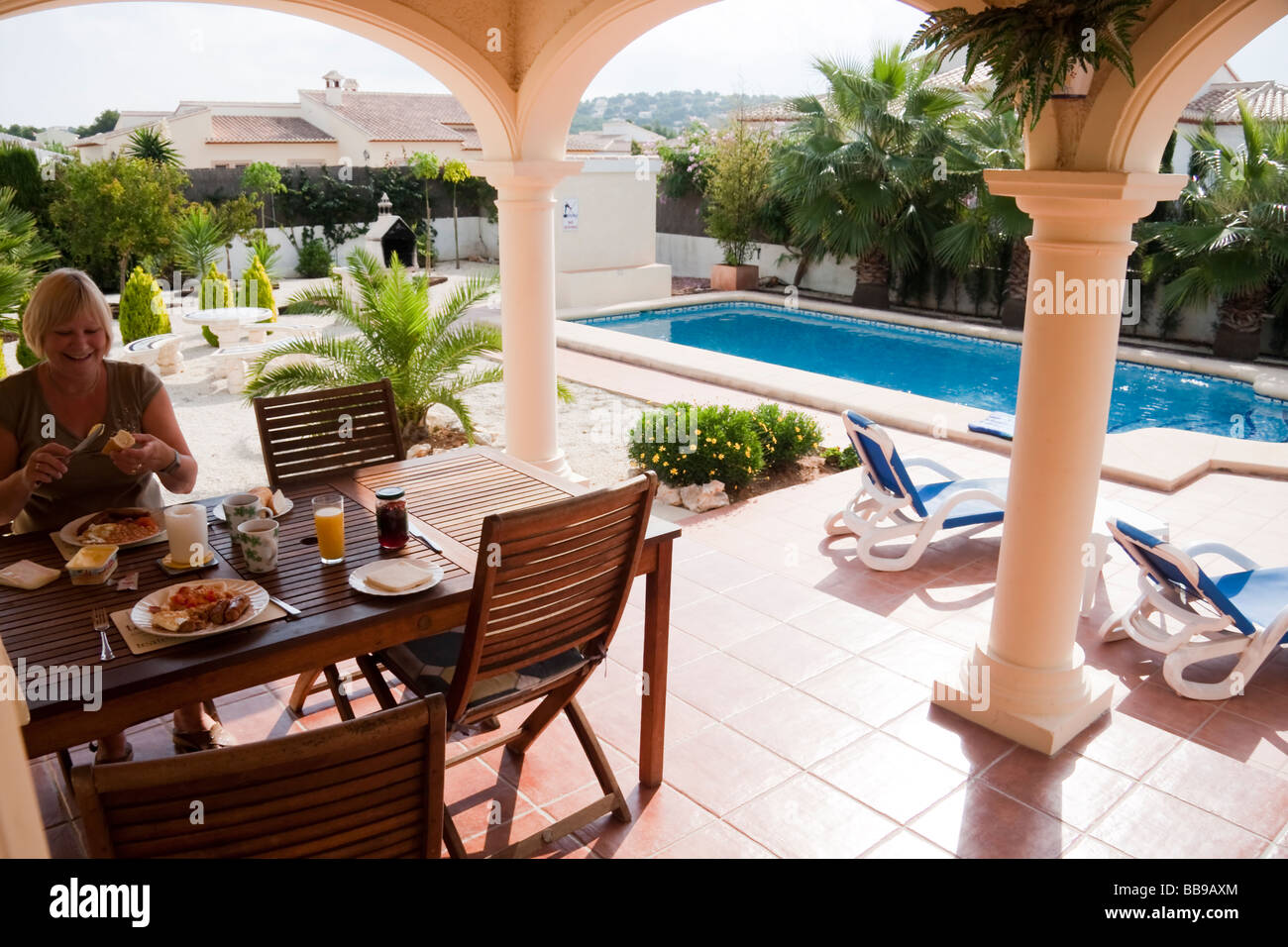 Urlaub Villa Frühstück in Costa Blanca, Spanien Stockfoto
