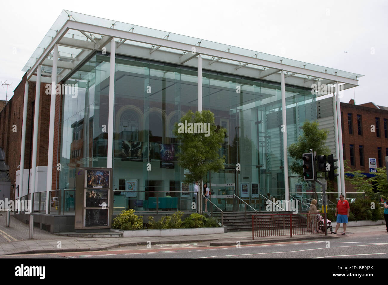 Capitol Theater Horsham Stadtzentrum High Street einkaufen Sussex England uk gb Stockfoto
