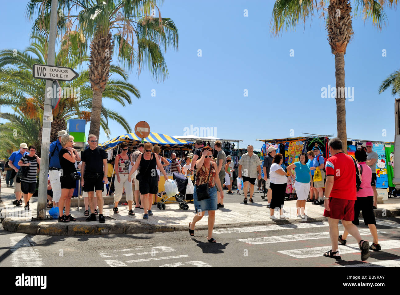 Der Dienstag-Markt in Arguineguin Dorf, Gran Canaria, Kanarische Inseln, Spanien, Europa. Stockfoto