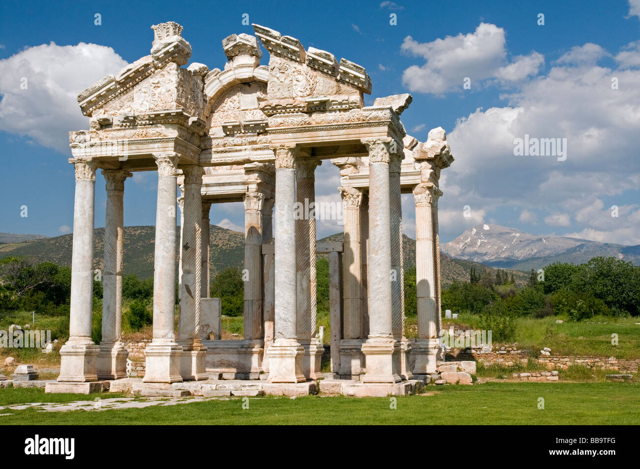Tetrapylon Tor der antiken Stadt Aphrodisias, Türkei Stockfoto
