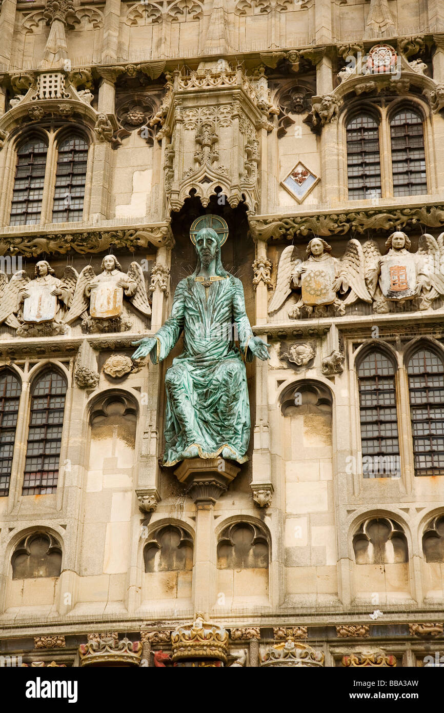 Die Kathedrale von Canterbury 1990 Christus Statue auf der Westseite von Klaus Ringwald. Stockfoto