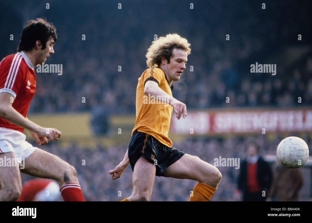 Andy Gray und Wayne Cegielski Wolverhampton Wanderers V Wrexham, 14. Februar 1981 Stockfoto
