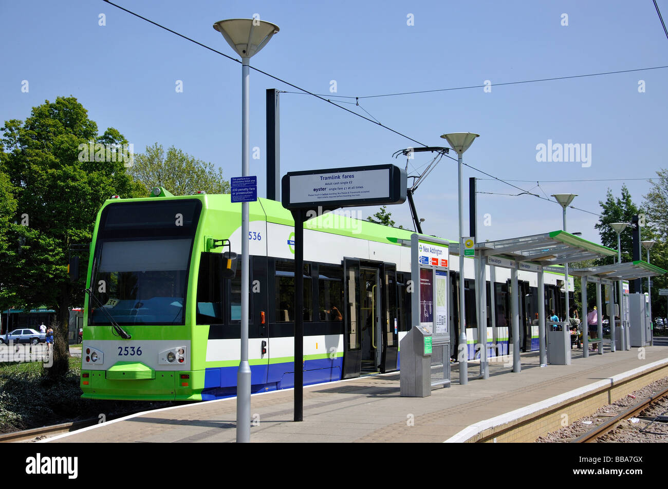 Tramlink-Straßenbahn, neue Addington, Greater London, England, Vereinigtes Königreich Stockfoto