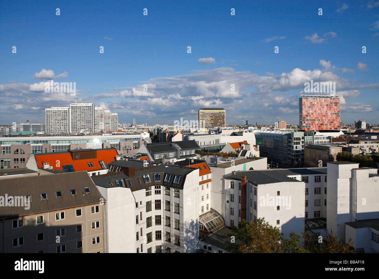 Hochhäuser in der Leipziger Straße, Axel Springer Verlag und GSW Hochhaus in Berlin, Deutschland, EU Stockfoto